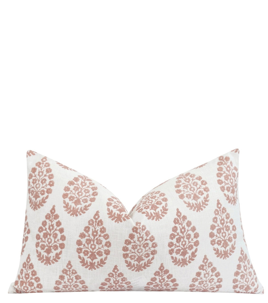 https://landofpillows.com/cdn/shop/files/macon-blush-floral-medallion-pillow-866882_30fee4ff-b1d3-4380-bc26-35d546fc5634_460x@2x.jpg?v=1683486116